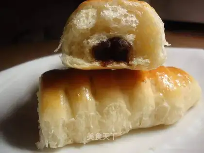 Soup caterpillars bread