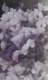 Purple potato braised rice