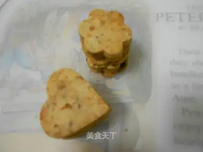 Pork floss biscuits
