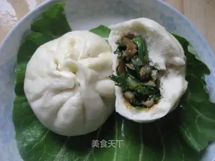 Wild mustard meat bun