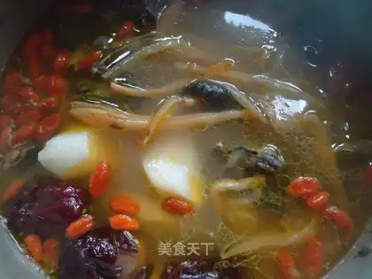 Chinese yam black chicken soup