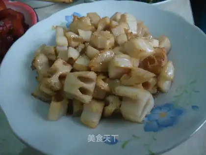 Sweet and sour lotus root diced