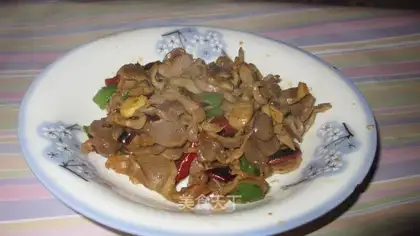 stir-fried chicken gizzards with spicy sauce