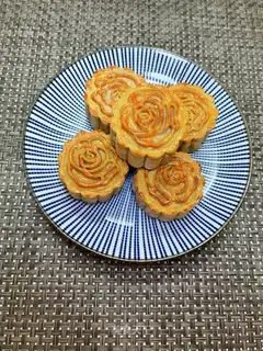 Taste eggs yolk pineapple