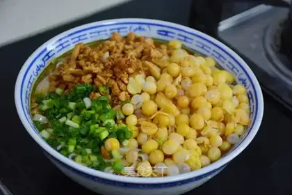 Peas noodles