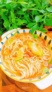 Tomato noodles
