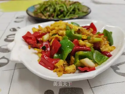 Pepper fried eggs