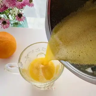 Pear with orange juice
