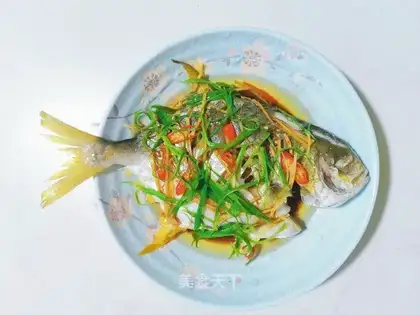 Vacuated goldfish