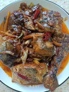Sweet spicy sauce and sashimi