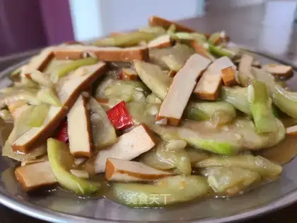 The silkmelon's fried with a tofu