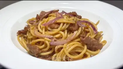 Sand and beef pasta