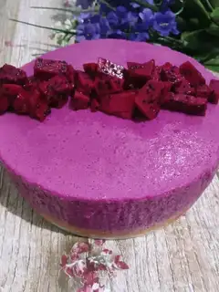 Flamingo mousse cake