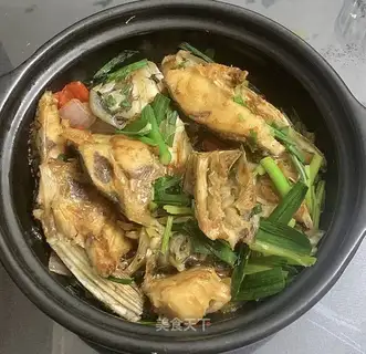 Home casserole fish head
