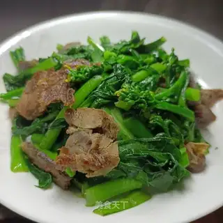 The roasted lamb
