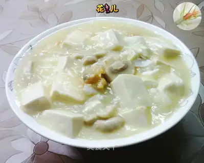 Fungus and duck eggs and tofu