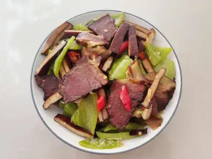 Pyramid-dried pork