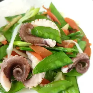 Dutch beans with octopus legs