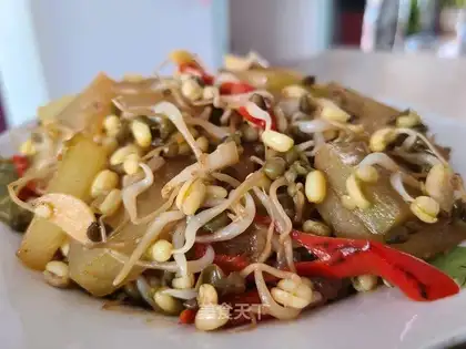 The green bean sprouts