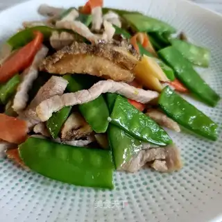 The abalone fried Dutch beans