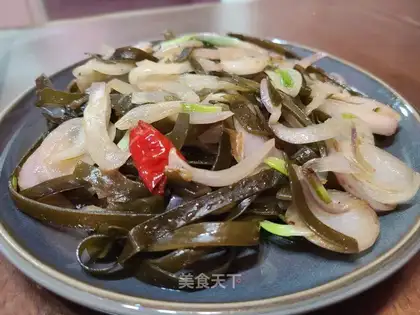 Onion fried seaweed