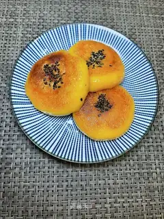 Pumpkin cheesies