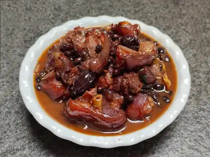 Black Bean Pork Foot