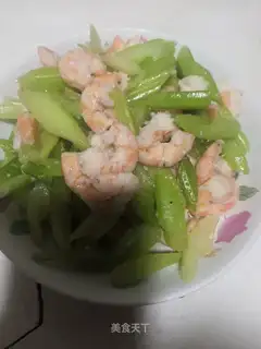 Celery and shrimp