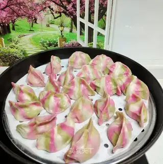 To eat dumplings for the winter