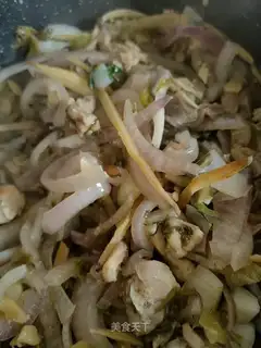 Pepper onion fried meat