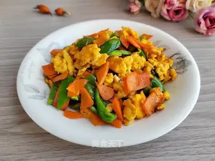 Carrot pepper fried eggs