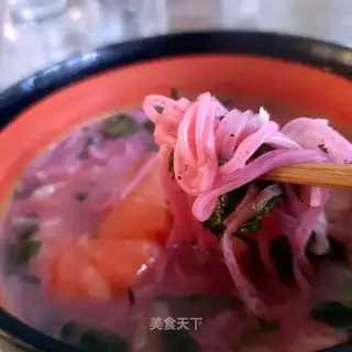 Black tiger shrimp hot noodles
