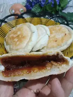 Red sugar rice cake