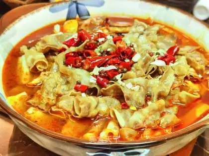 Spicy spicy, fat cow, golden mushroom