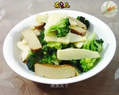 The fragrance makes broccoli