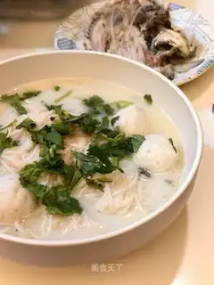 Noodle soup