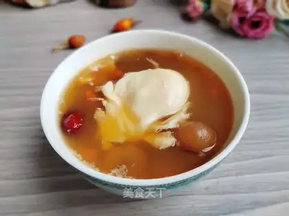 Red-tree cuisine egg soup