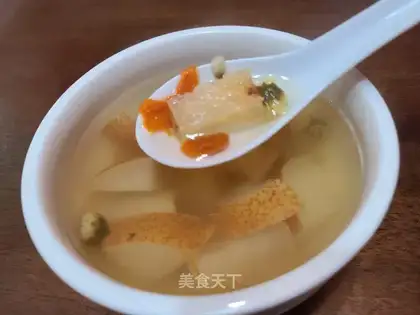 Sydney's daisies tea