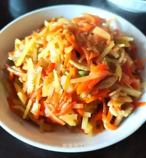 Potato carrots, fried meat
