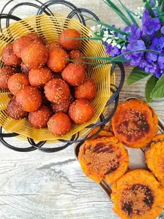 Red potato ball