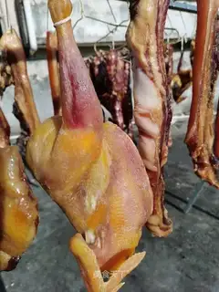 Wind-dry salt chicken