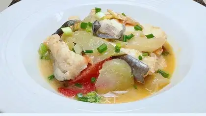 Tomato pickles and eel