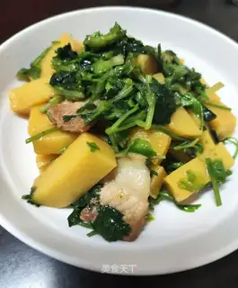 Five flowers for yellow rice cake