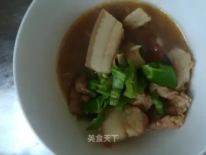 The red meat in the pan