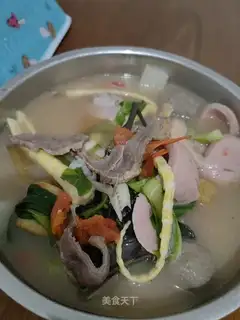 Bones soup pan