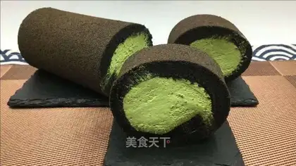Black gold and tea rolls