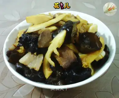 ♪ Black and muscular