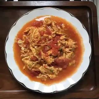 Tomato fried eggs