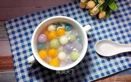 Five colours of soup