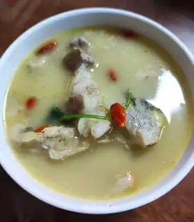 It's fish head soup